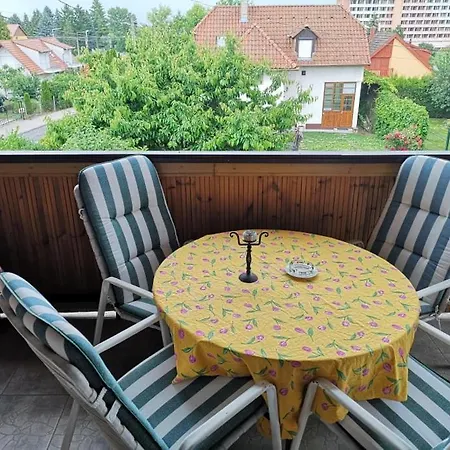 Karos Apartmanhaz