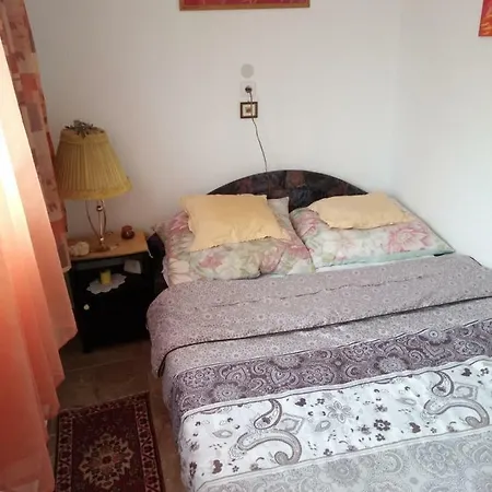 Karos Apartmanhaz Daire Zalakaros