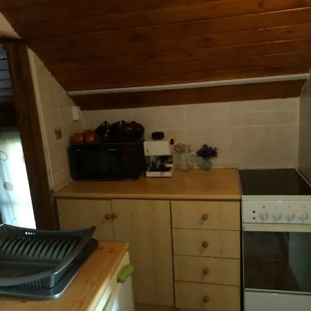 Karos Apartmanhaz زلاكاروس