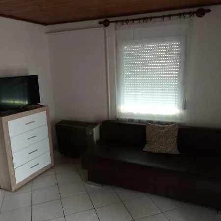 Karos Apartmanhaz Apartment