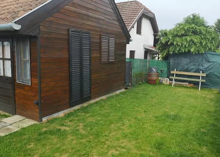 Karos Apartmanhaz
