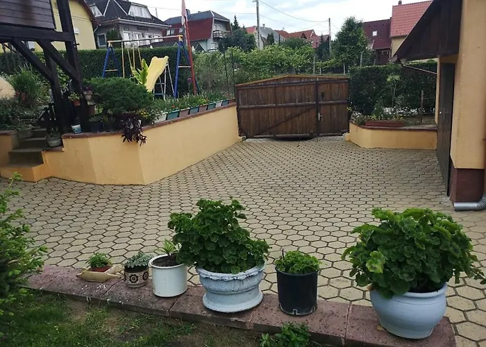 Lägenhet Karos Apartmanhaz Zalakaros