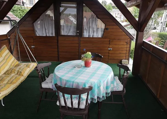 Karos Apartmanhaz Lägenhet Zalakaros