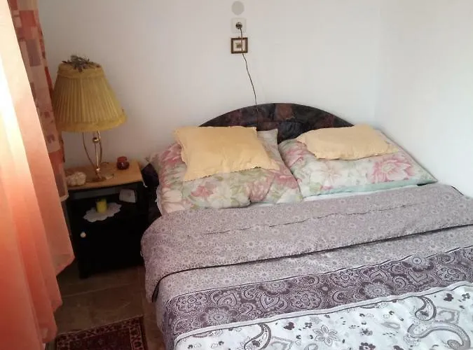 Karos Apartmanhaz Lägenhet Zalakaros