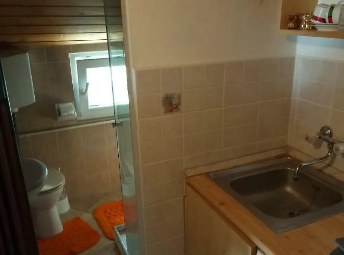 Karos Apartmanhaz * Zalakaros