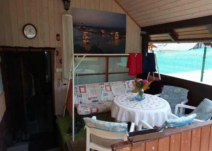 Karos Apartmanhaz Lägenhet Zalakaros