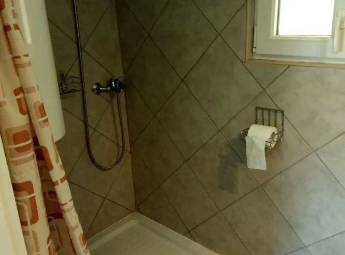 Karos Apartmanhaz *
